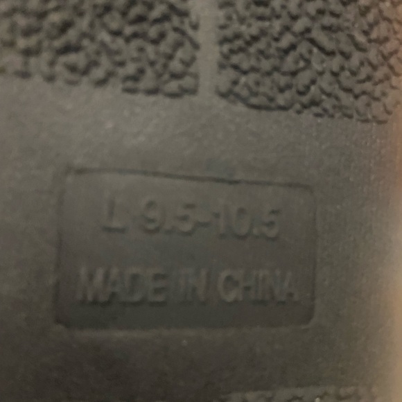 Kenneth Cole Reaction Gray Slippers - Picture 2 of 4